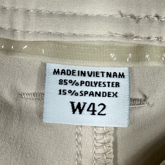 FOOT JOY Men's 42 Tan Lightweight Performance Flat Front Shorts - Picture 7 of 8